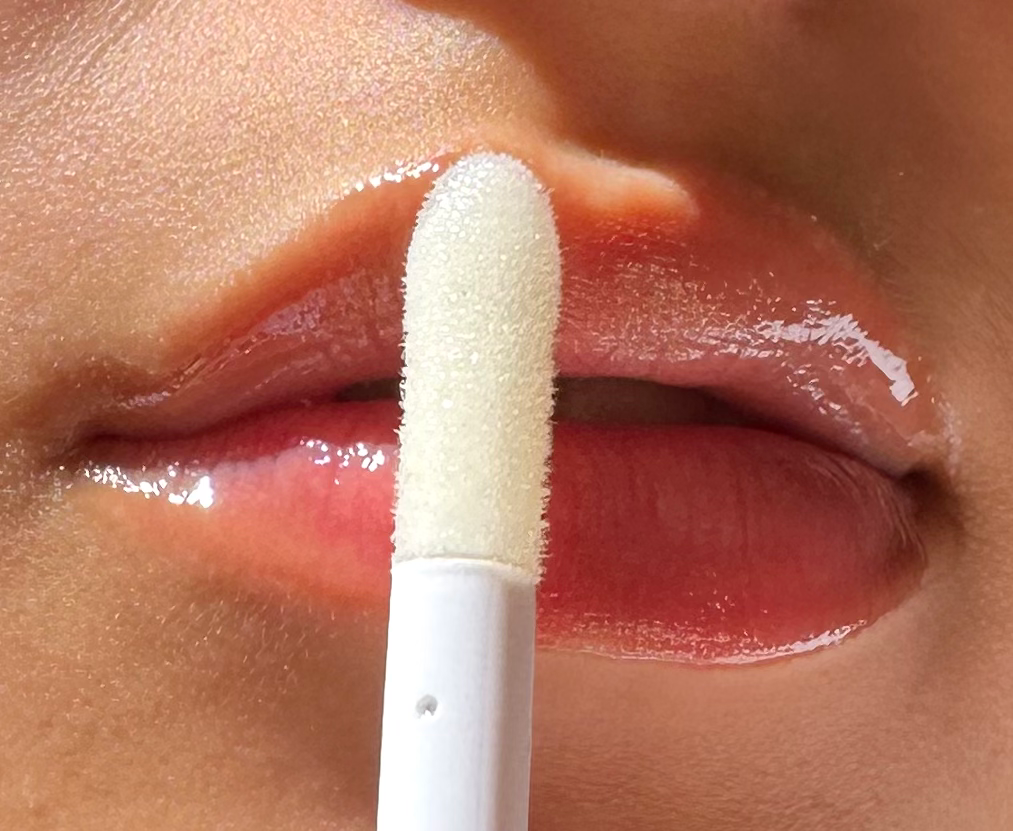 “original” moisturizing lip gloss