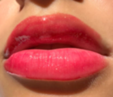 “je t’aime” shimmer lip gloss