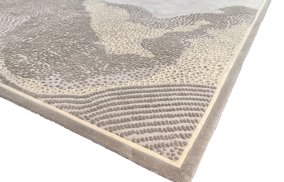 Thumbnail: Wide perspective view of the “DUNES” luxury wool rug, highlighting its grand 280 x 380 cm proportions.