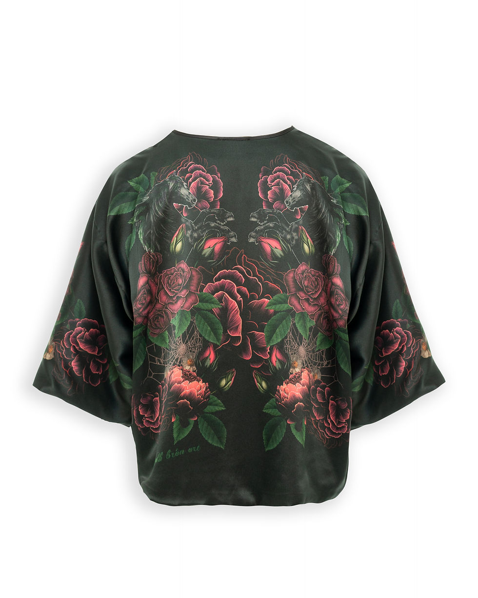 Thumbnail: Róisín Dubh Cropped Kimono