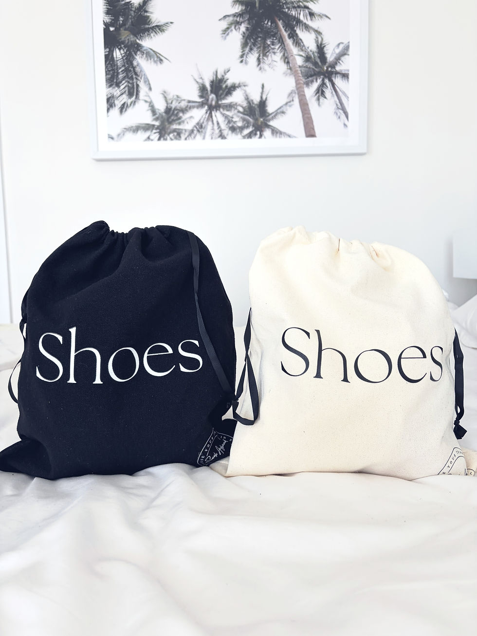 Thumbnail: Set of 2 Shoe Bags (1 Black, 1 Cream)