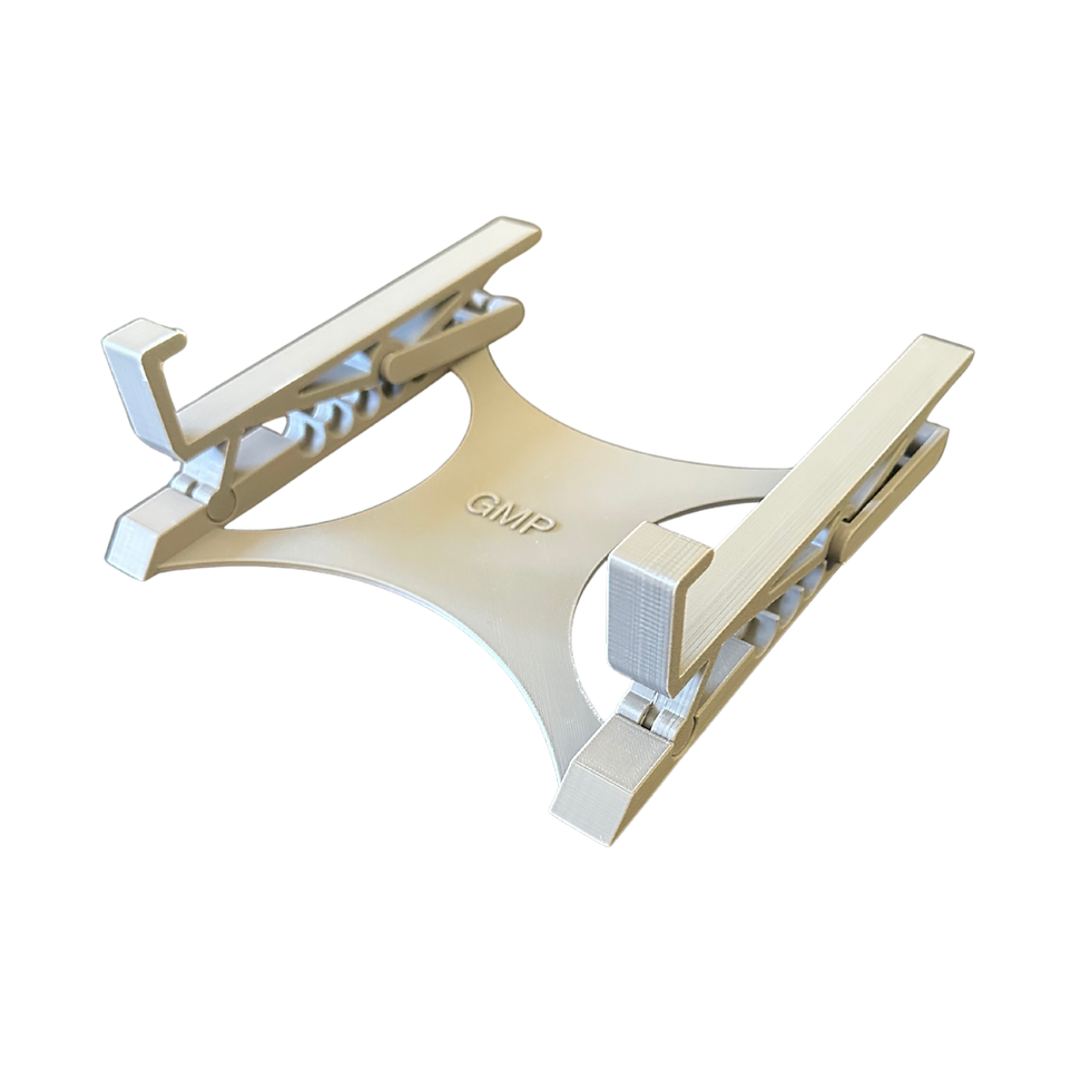 Vista frontal: Suporte Portátil Altura Ajustável em Ergonómico, um suporte portatil ajustavel impresso em 3D.