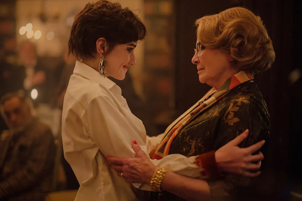 Julia Garner and Dianne Wiest in ‘Apartment 7A’