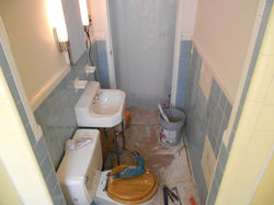 BATHROOM REHAB (BEFORE)