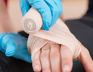 courses-tile-10-first-aid-cpr-aed-598x460.jpg