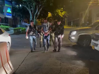 Ofensiva del Ejército contra las disidencias en las montañas del centro del Valle del Cauca.