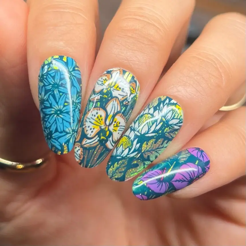 Thumbnail: Rainforest Blooms (M612) - Nail Stamping Plate