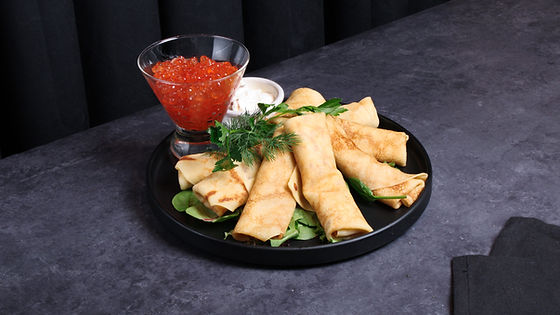 Crepes with Salmon Raw (Caviar)