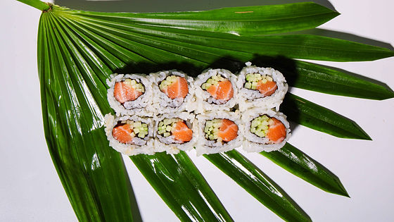 Salmon Cucumber Roll