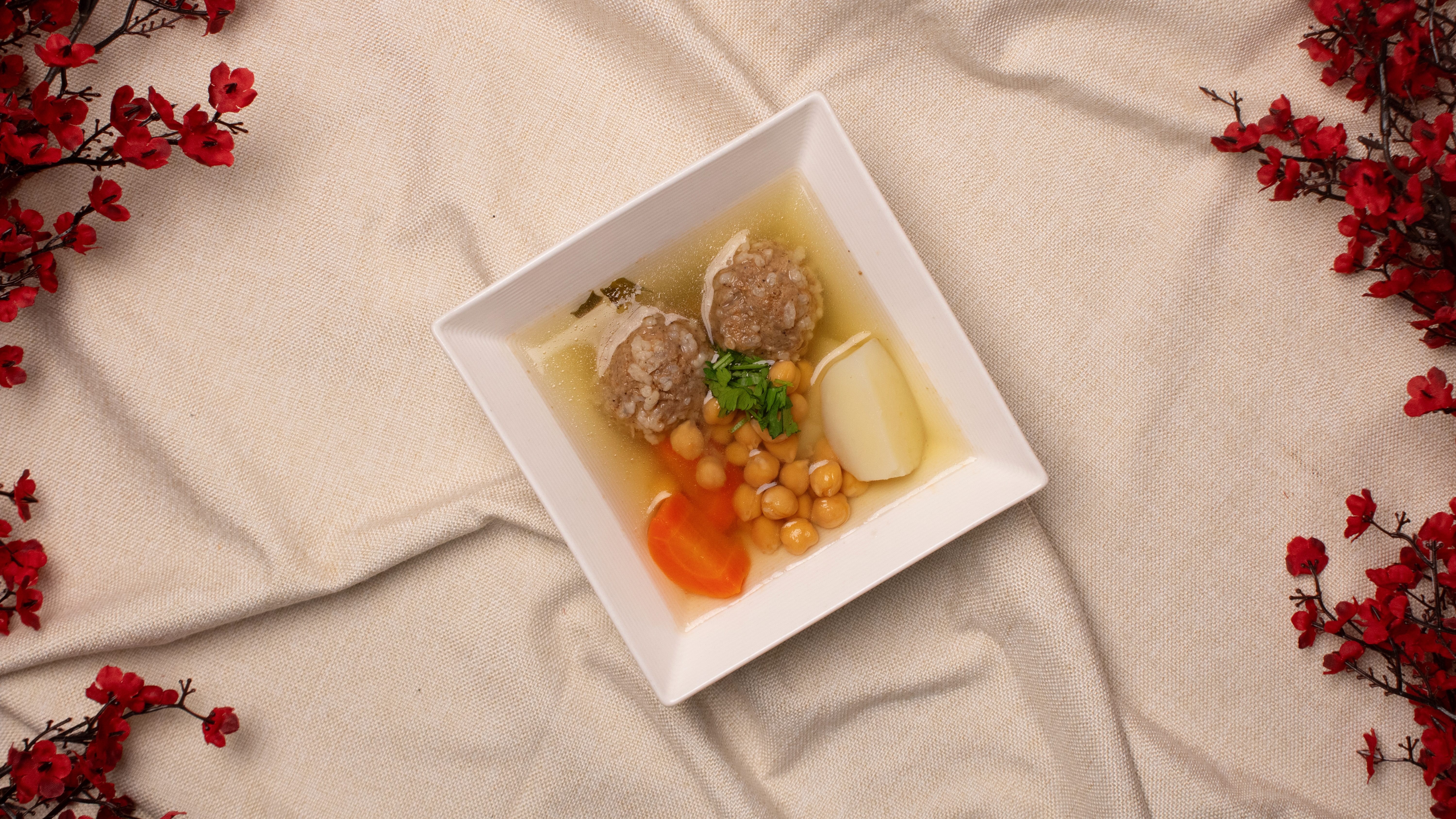 Broth with Quenelles Meatballs