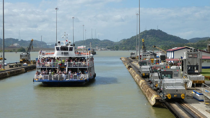 Tourist boat traversing Panama Canal lock