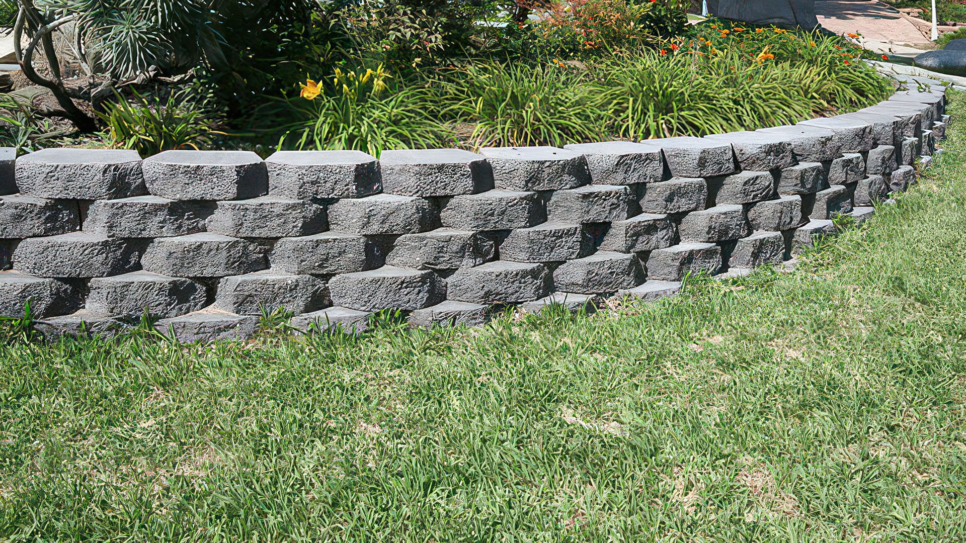 Planter Wall