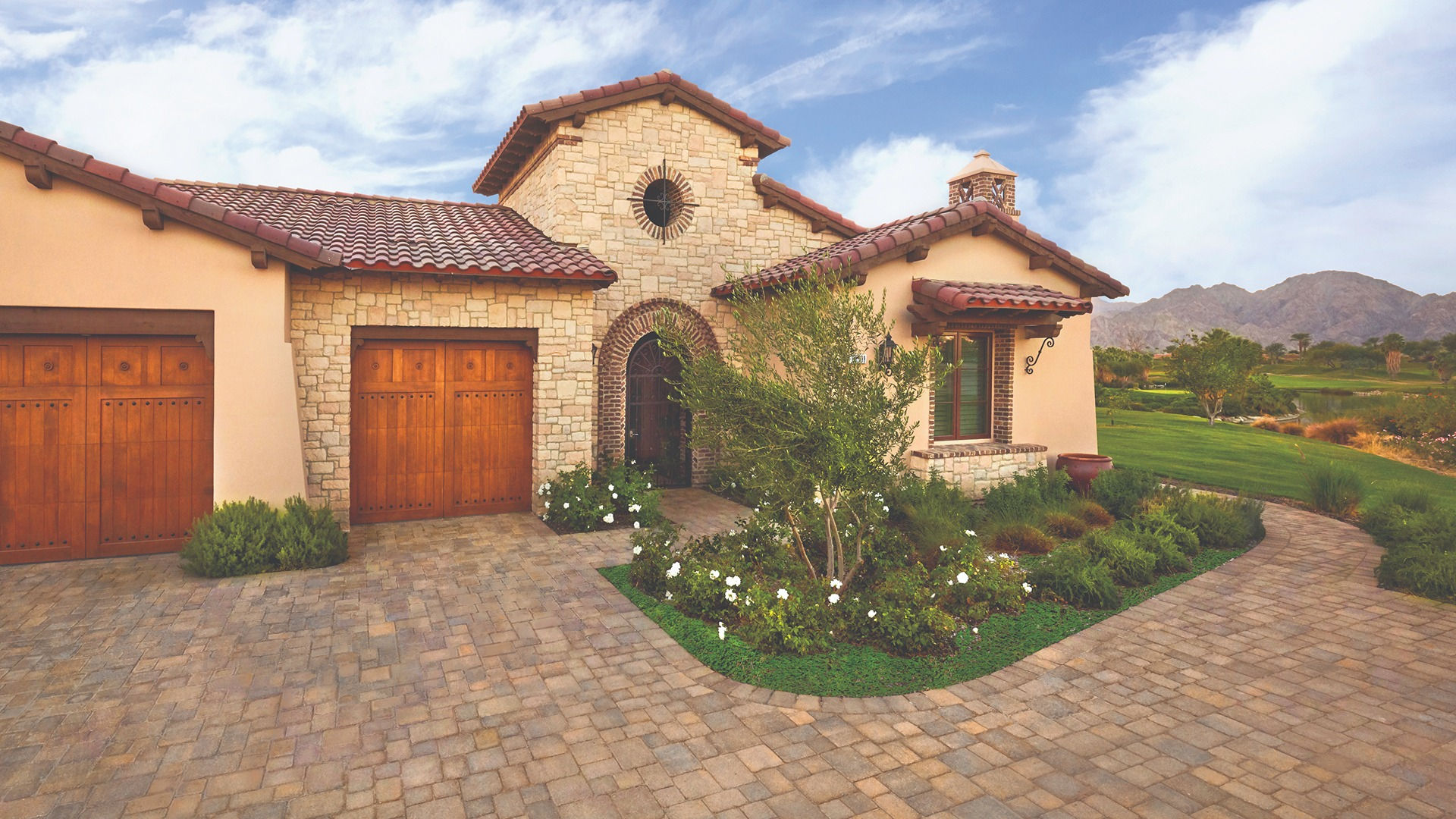 Courtyard Stone Paving Stones