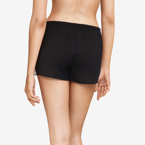 P5CM60-011-M_MADDIE_SHORTS_BRIEF-BK.jpg