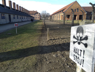 Auschwitz-Besuch der Fazenda-Missionare in Polen