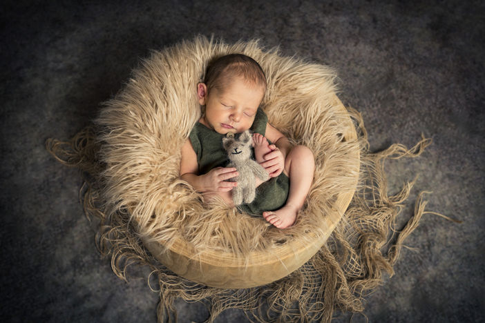fotoshoot newborn door een professionele fotograaf in regio Putte bij Mechelen.