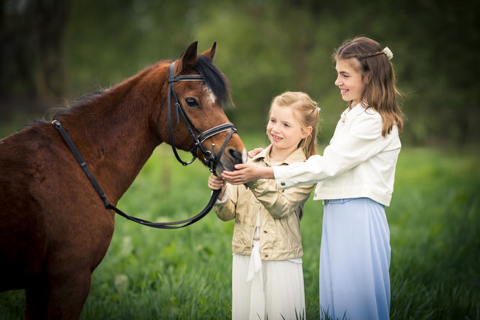 communiefotoshoot door fotograaf uit Putte bij mechelen die communie fotografeert in de ruime regio van Putte, Mechelen, Lier, Heist op den berg, grobbendonk en Tremelo