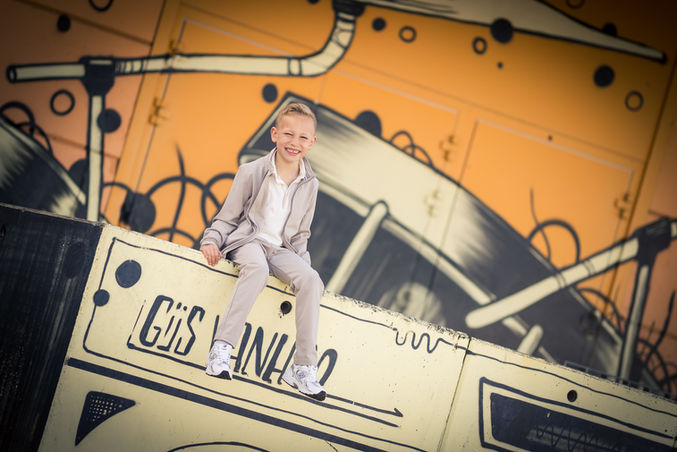 communiefotoshoot door fotograaf uit Putte bij mechelen die communie fotografeert in de ruime regio van Putte, Mechelen, Lier, Heist op den berg, grobbendonk en Tremelo