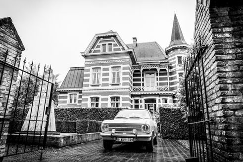 huwelijksfotograaf die huwelijken fotografeert in de ruime regio van Putte, Mechelen, Lier, Heist op den berg en Tremelo. Op zoek naar een professionele fotograaf? Dan ben je bij fotografie Karin De Vocht aan het juist adres. 