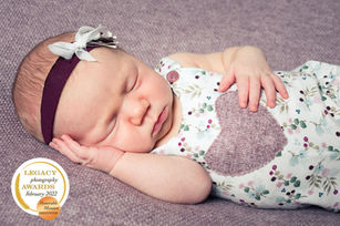 fotoshoot newborn door een professionele fotograaf in regio Putte bij Mechelen.