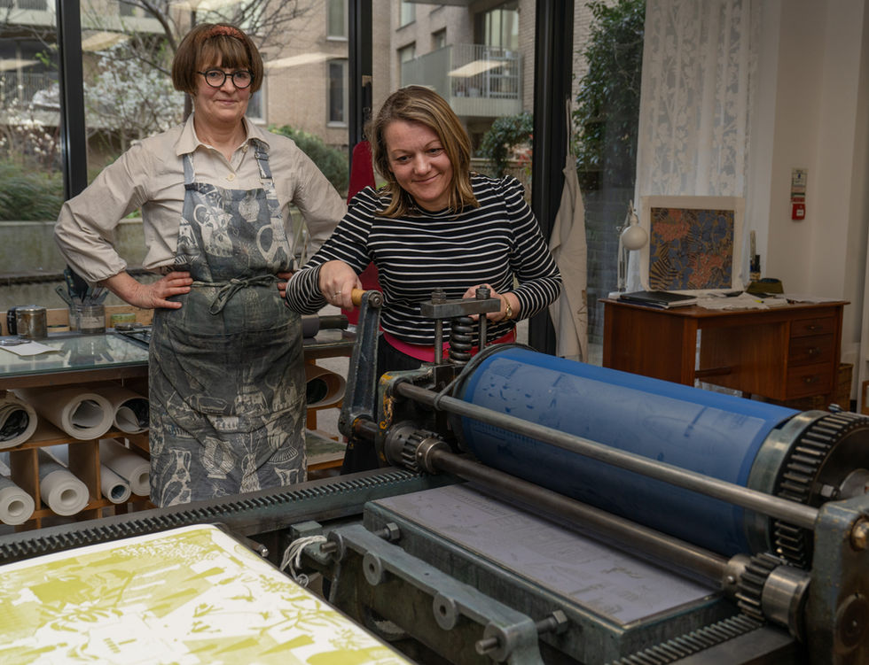 Antique printing machine