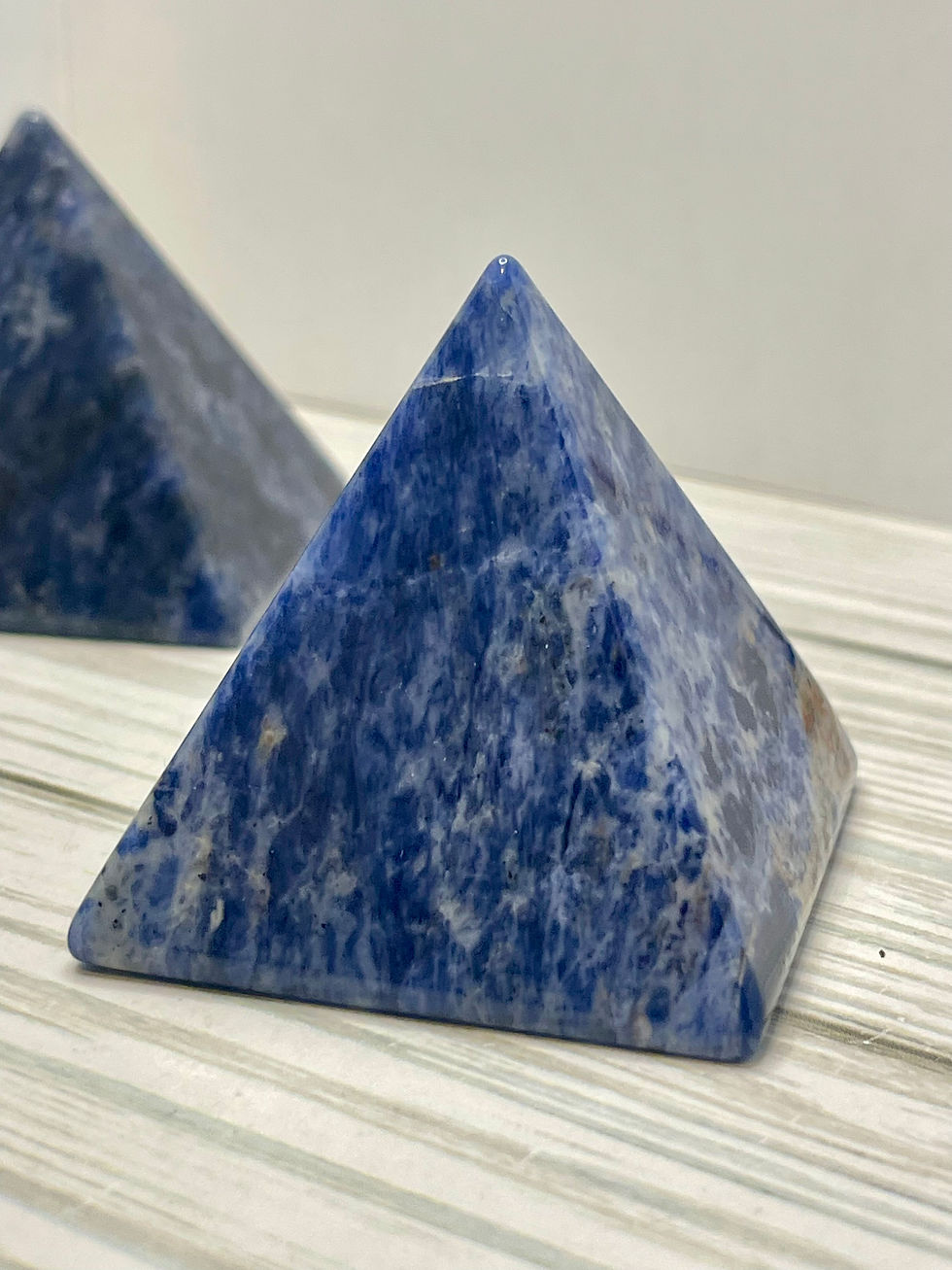 Thumbnail:  Sodalite Pyramid for Wisdom, Protection, Intuition, Communication 