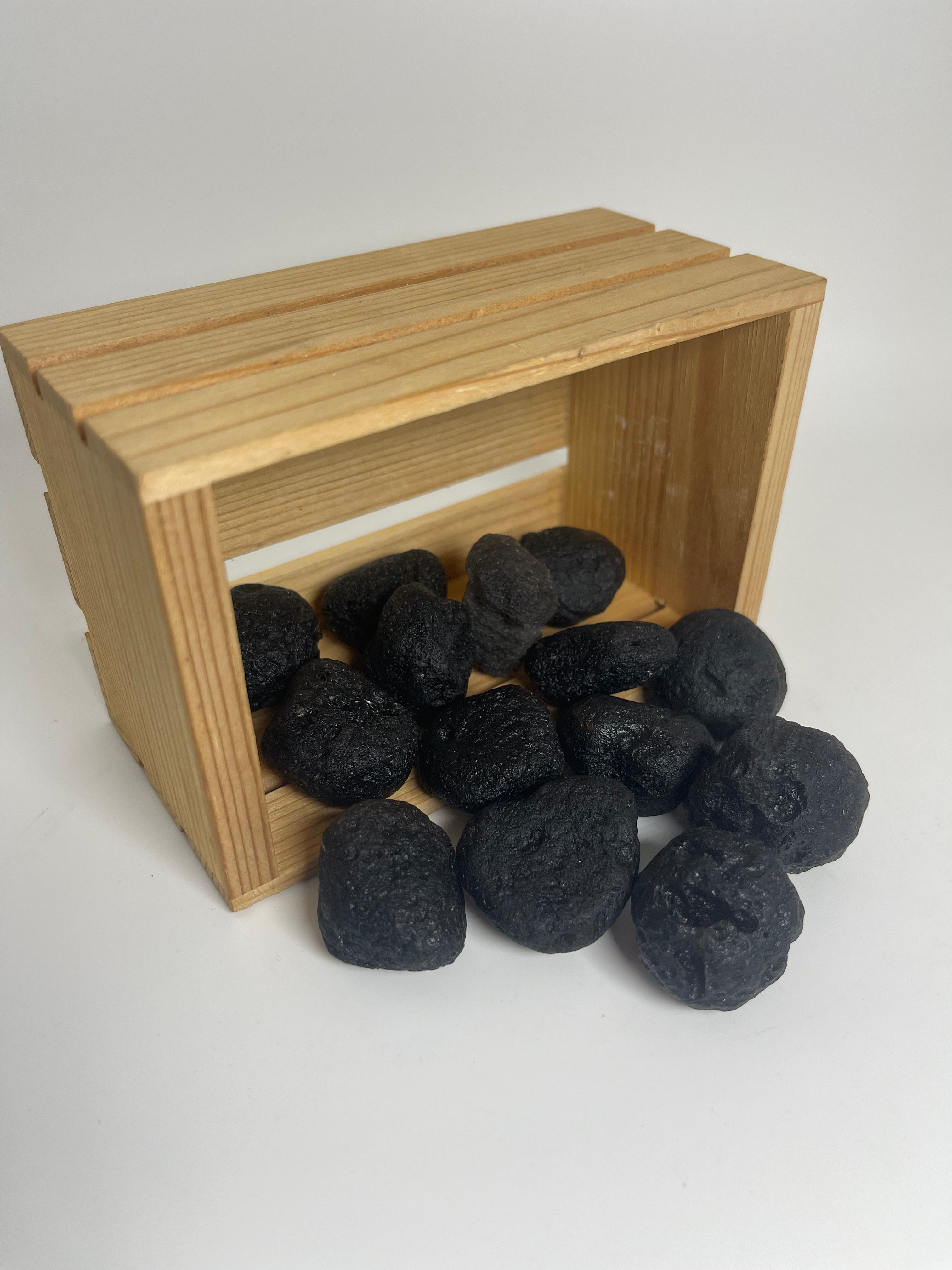 Tektite Tumbled Stone (Colombianite)