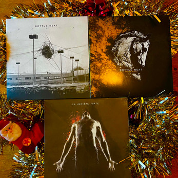 PACK VINYLES: 
2 Vinyles Bottle Next + 1 Vinyle Mirabo, Prix avant réduction: 57€

Prix après réduction : Trois 33 tours à 33€