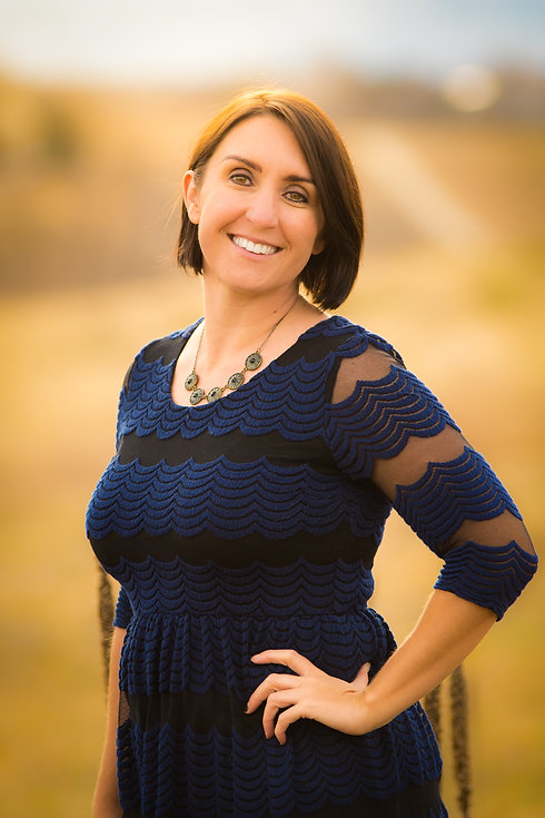 Jenna Headshot 2019.jpg