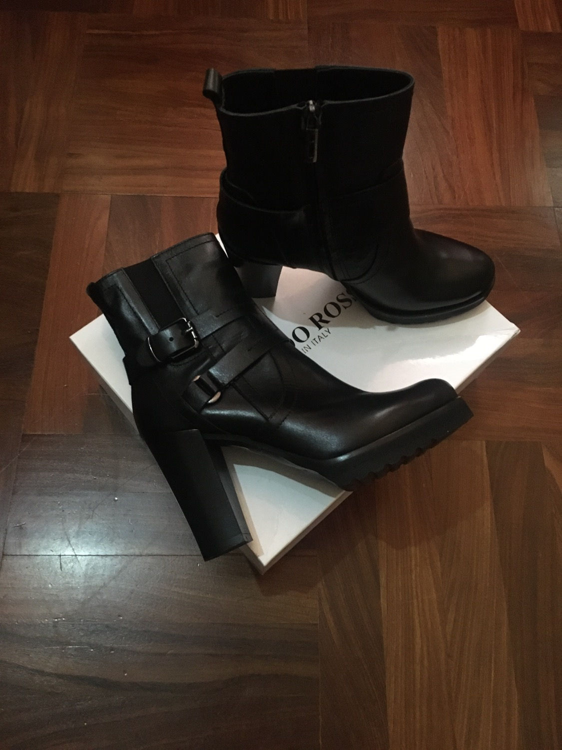 Stivaletti con tacco 11cm