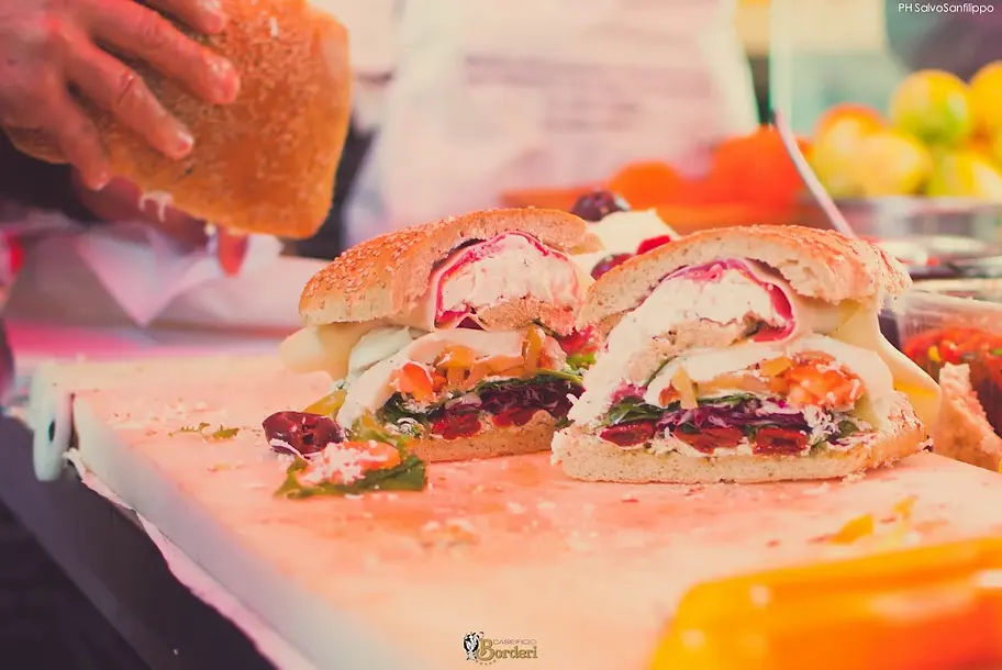 Discover a Sicilian cooking class and enjoy a unique Sicily food experience with a cooking class in Siracusa, combined with an authentic Ortigia food tour and Siracusa food tour