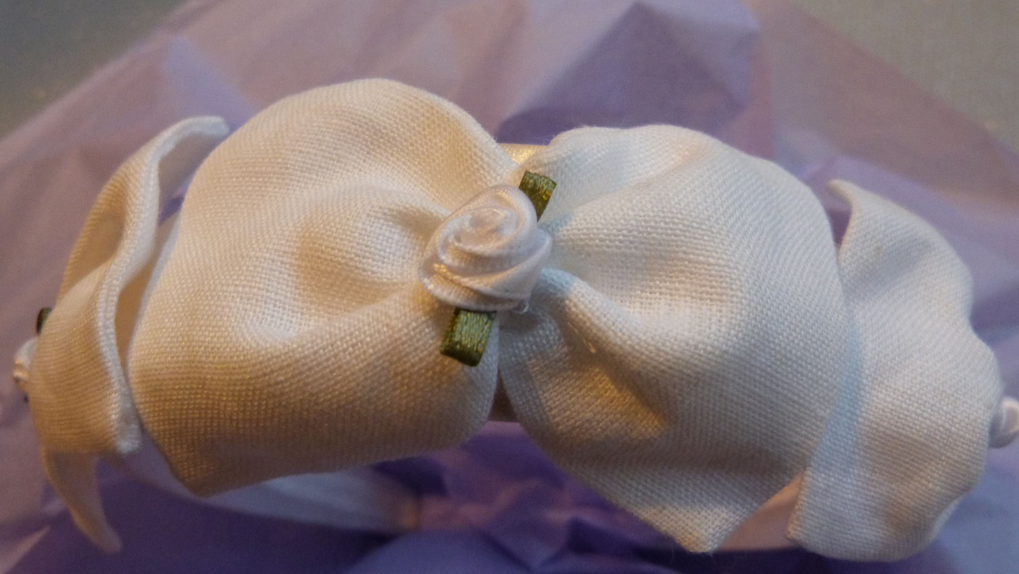 White Linen Bows