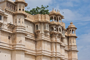 India in the lap of luxury