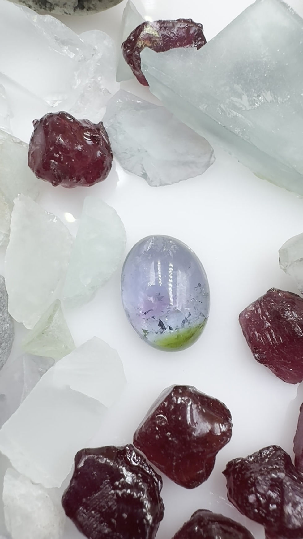 Thumbnail: TRIO COLOR PARAIBA 4.11 CARAT