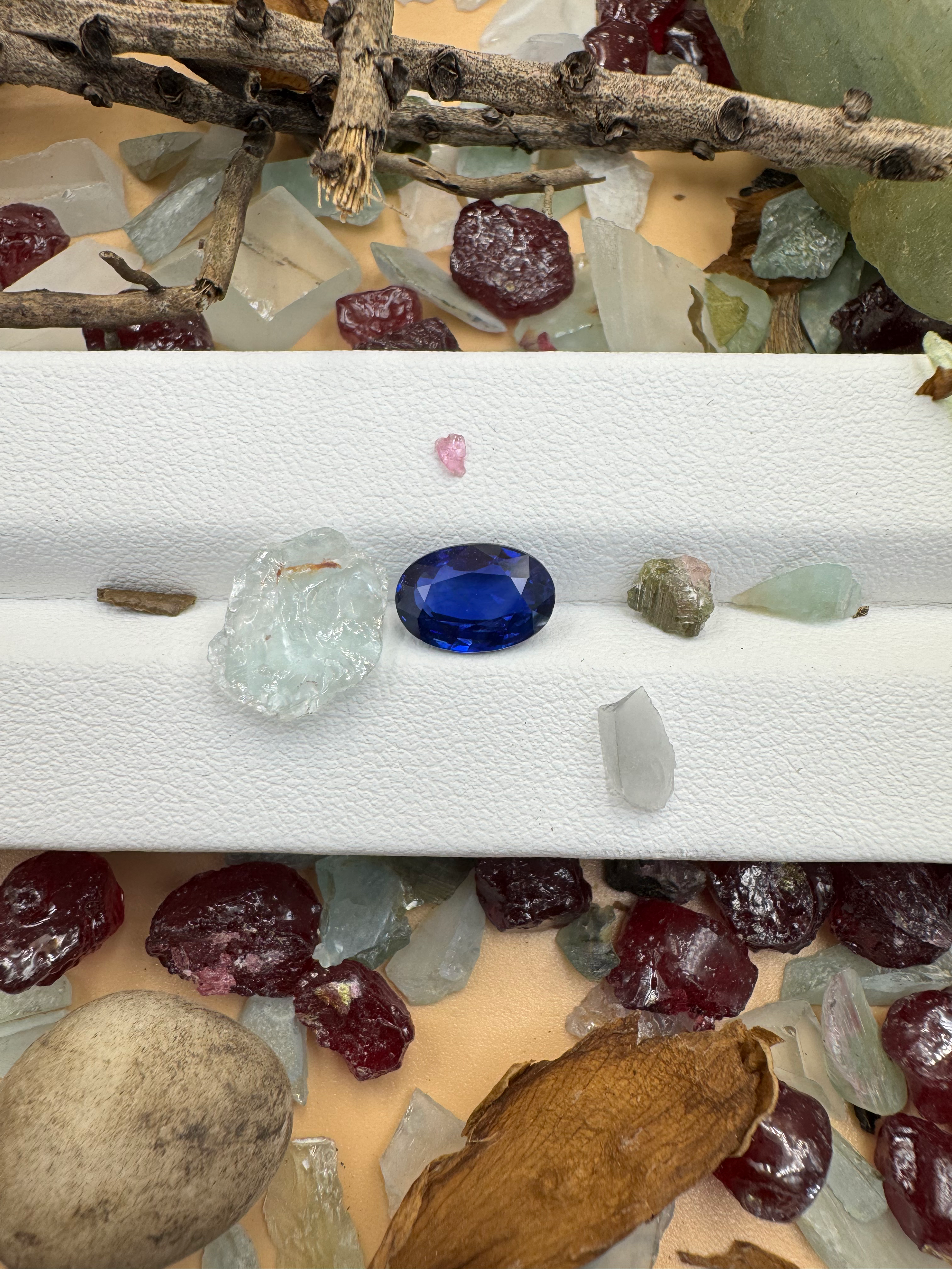 BLUE SAPPHIRE 2.99 CARAT