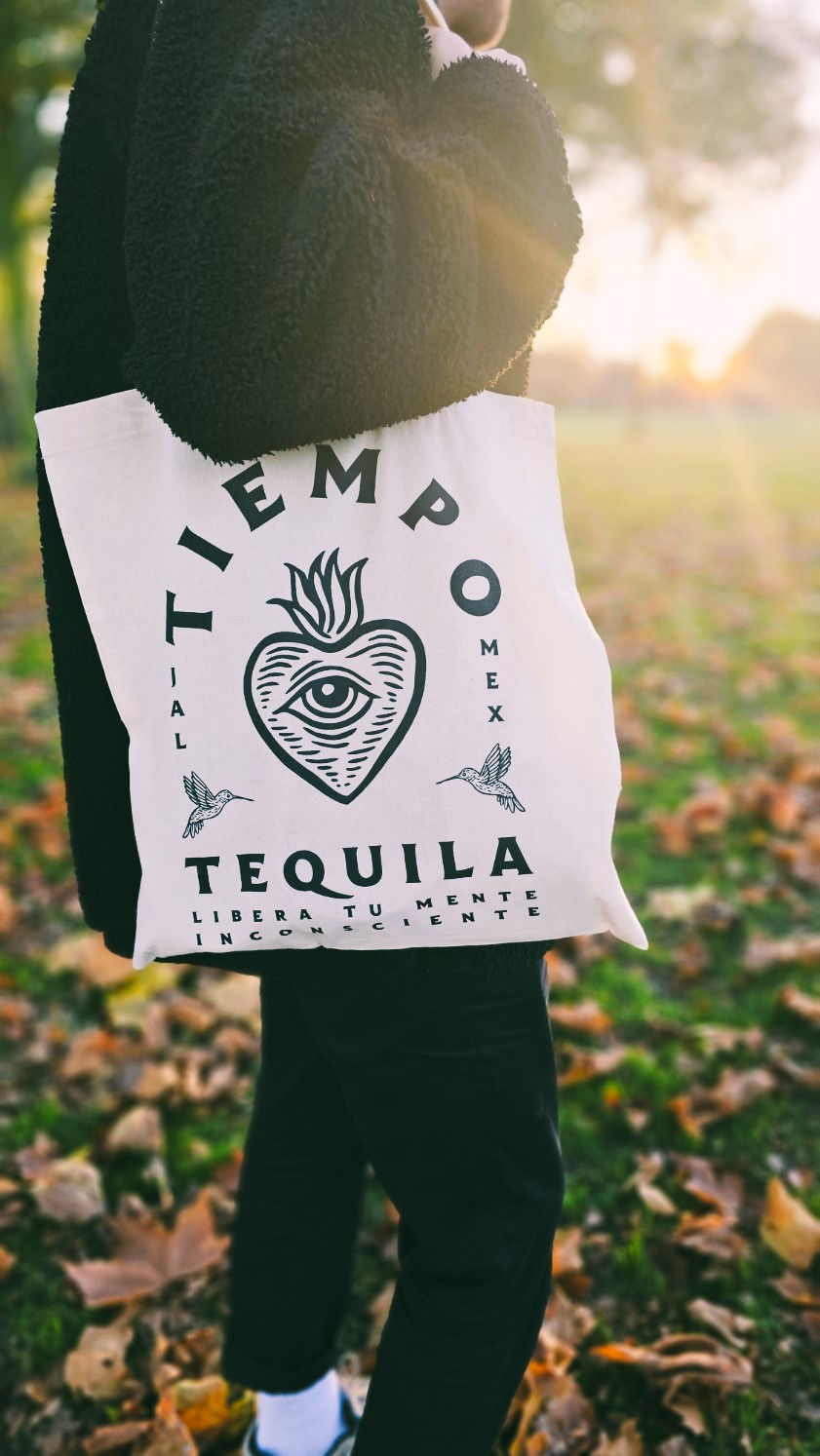 Thumbnail: TIEMPO TOTE