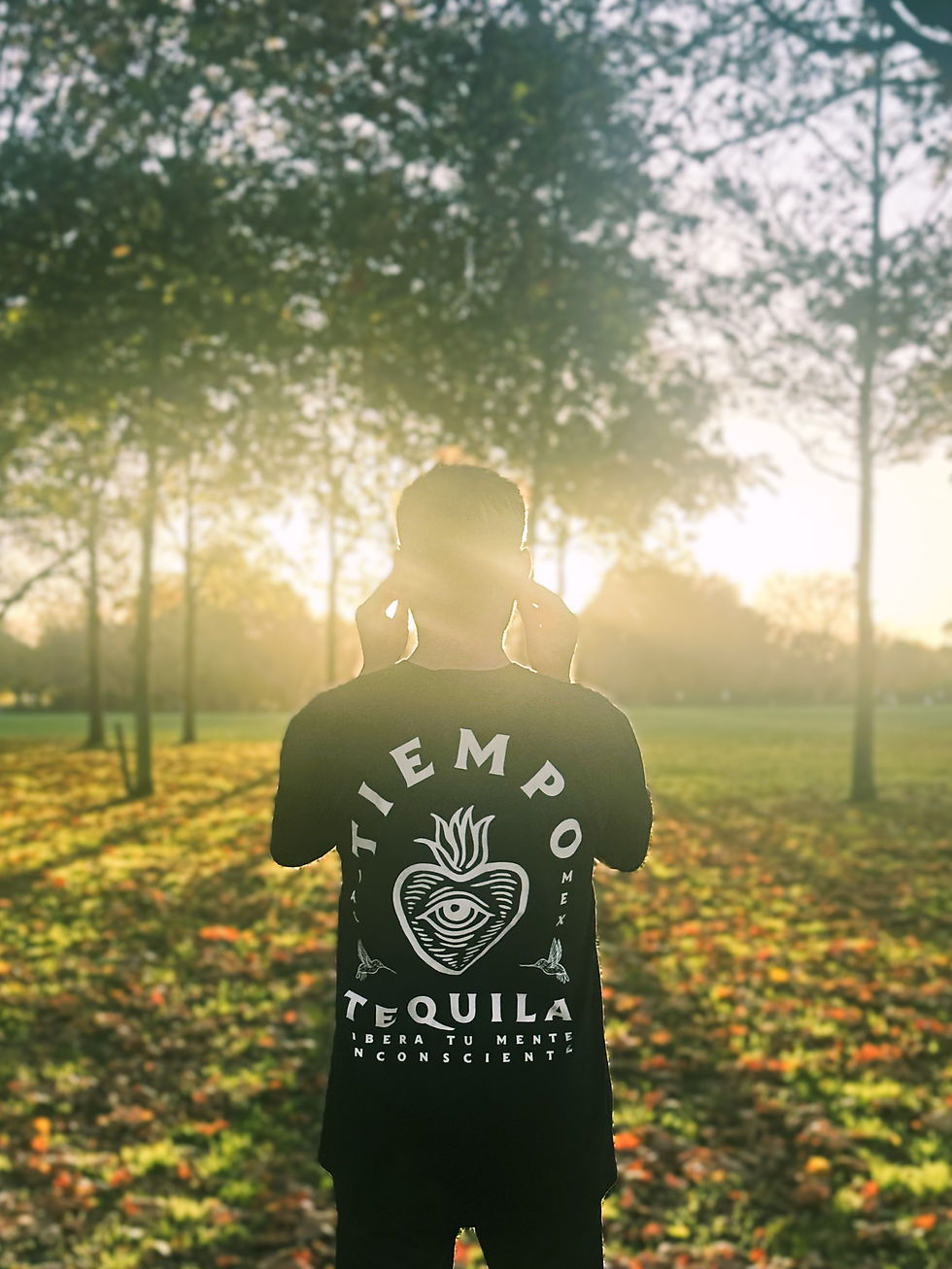 Thumbnail: TIEMPO ARCH TEE