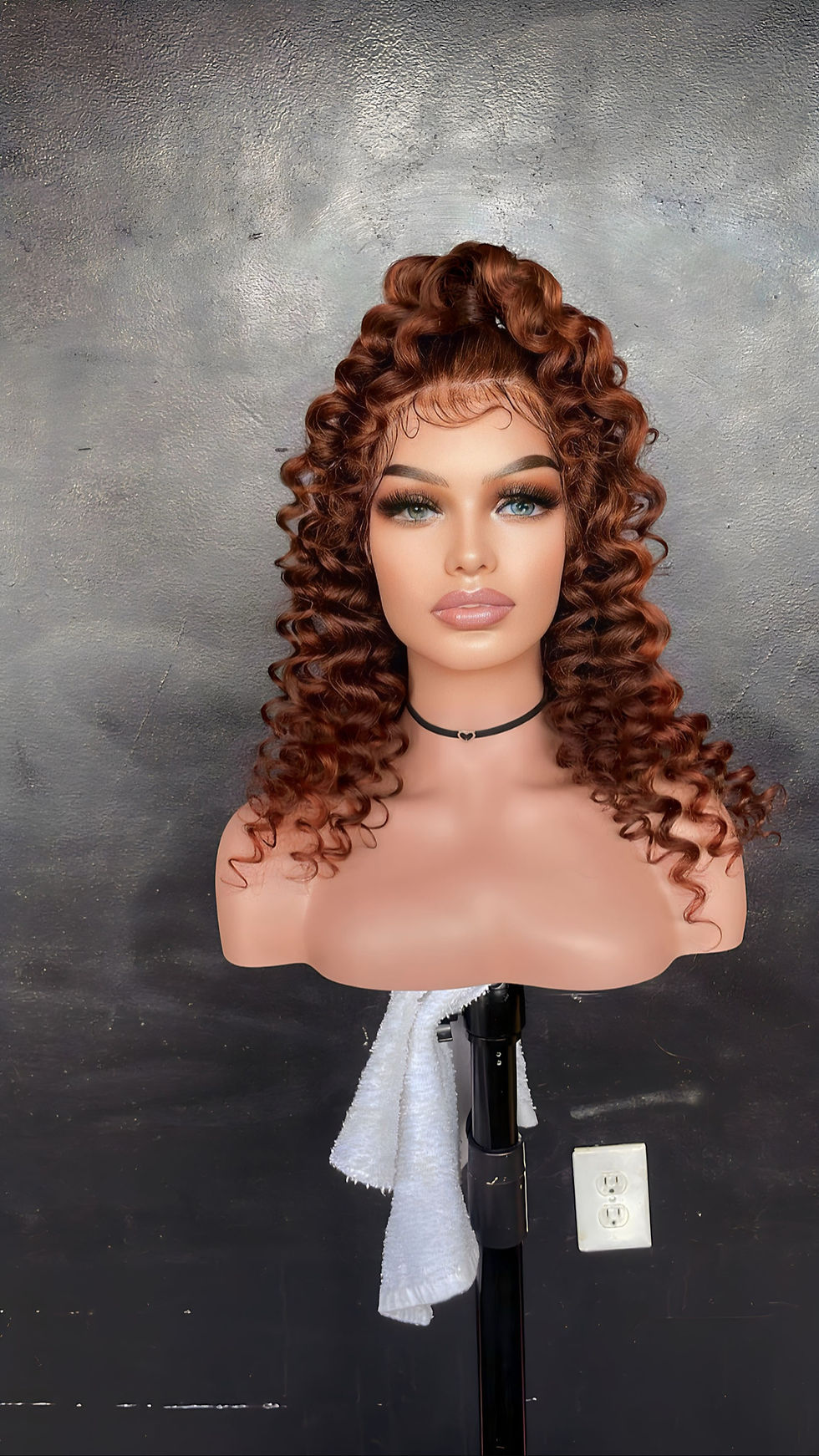 Thumbnail: Wig Repair