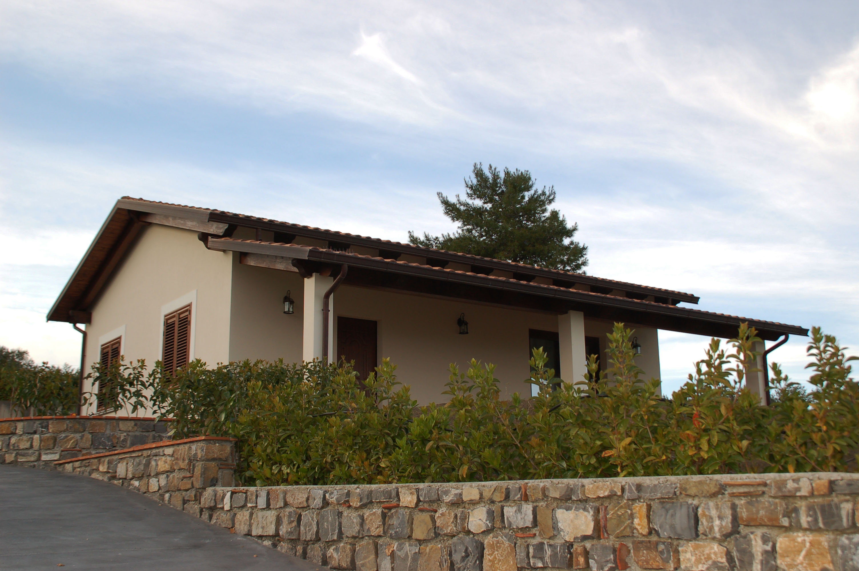TRE BORGHI