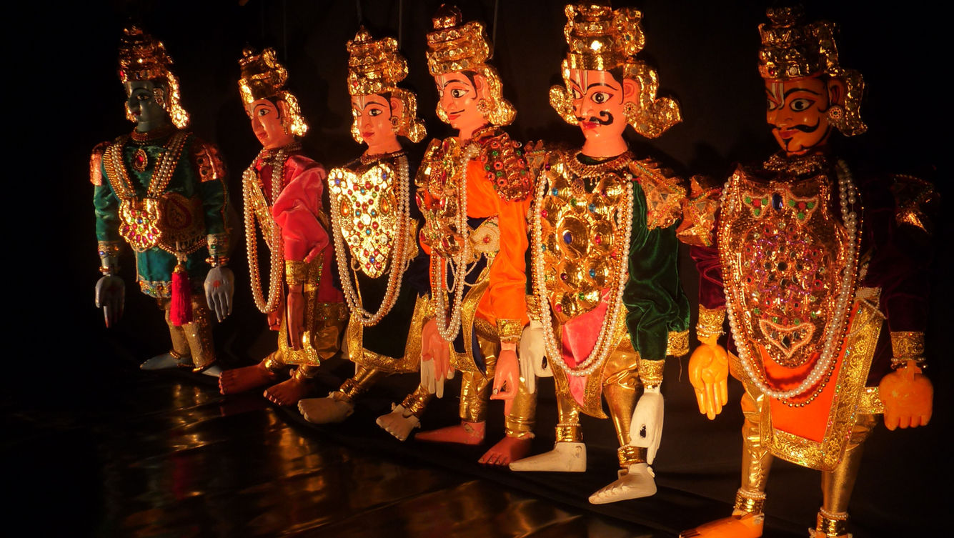 Pandavas%20%26%20Krishna_edited.jpg