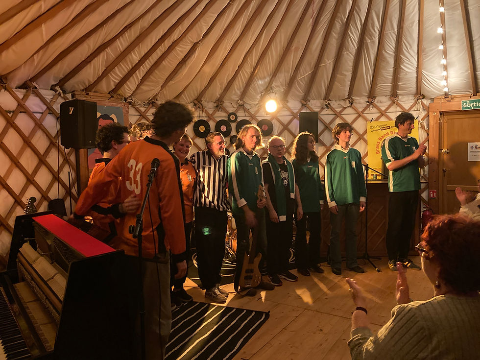 Match d'Impro-Music Hall avec Macédoine