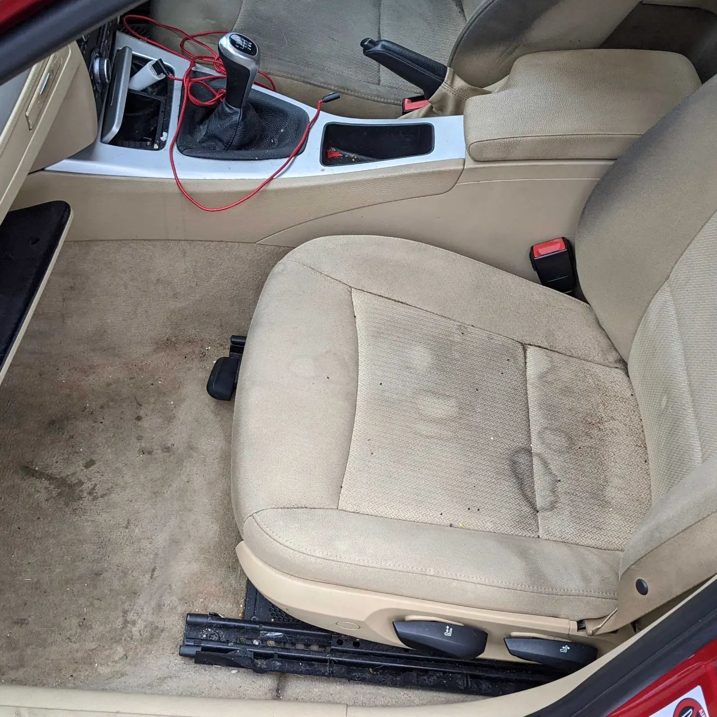 Interior deep clean extraction steam cleaning 