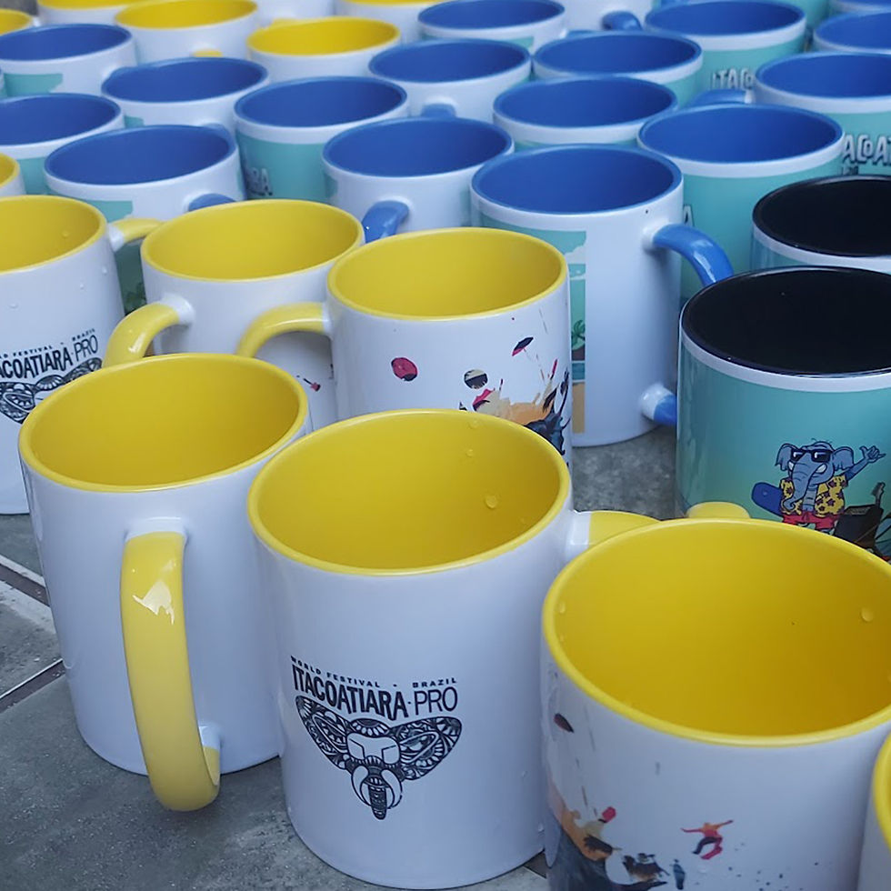 Miniatura: Caneca de Porcelana Alça e Interior Colorido Personalizada 325ml