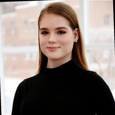 Lauren Van Damme