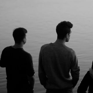 Amancay: de historias nocturnas y vivencias de amistades