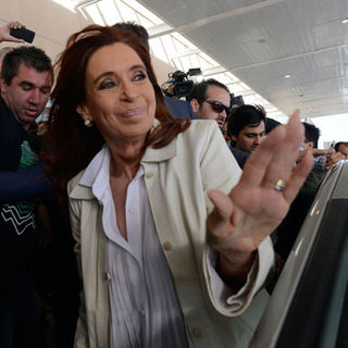Cristina pide a los militantes que no vayan a Comodoro Py