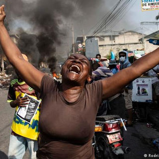 Jean: “La solución depende de los haitianos, del pueblo, pero también depende de una explosión”