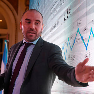 Pertierra: “El crecimiento económico para los próximos meses está bajo signos de pregunta”