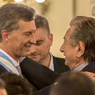 ¿Quiénes son los familiares de funcionarios del Gobierno que ocupan cargos públicos?