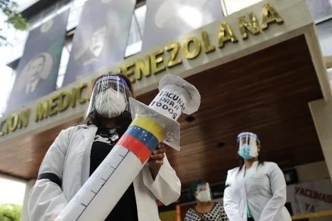 Vargas: "El bloqueo de EE. UU., ataca al sistema de salud venezolano"